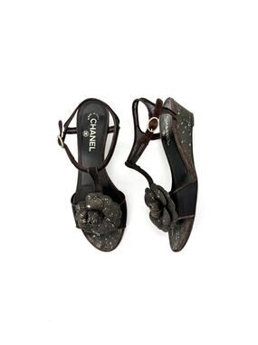 Chanel Camelia Flower Slingback Sandals 39.5 US 9.5 Brown Mesh Suede Leather